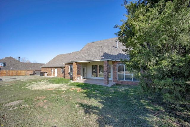 1260 E Rock Creek Road, Tuttle, OK 73089
