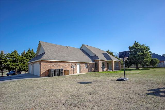 1260 E Rock Creek Road, Tuttle, OK 73089