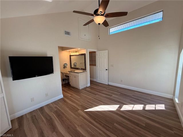 5825 Dogwood Way, Naples, FL 34116