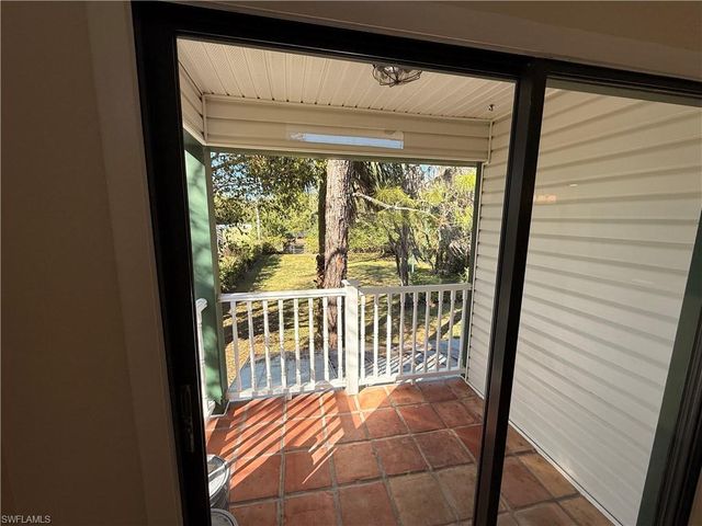 5825 Dogwood Way, Naples, FL 34116