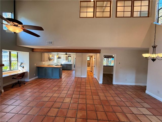 5825 Dogwood Way, Naples, FL 34116