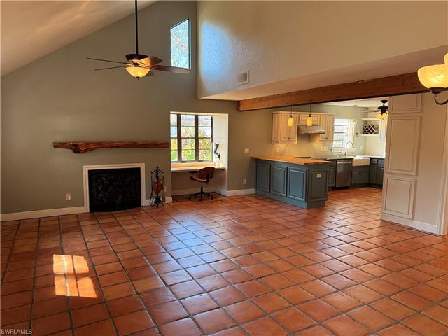 5825 Dogwood Way, Naples, FL 34116