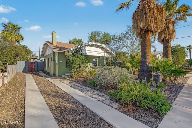2015 N 8TH Street, Phoenix, AZ 85006