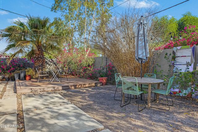2015 N 8TH Street, Phoenix, AZ 85006