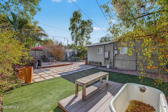 2015 N 8TH Street, Phoenix, AZ 85006