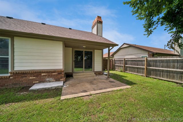 17673 S TACOMA Street, Mounds, OK 74047
