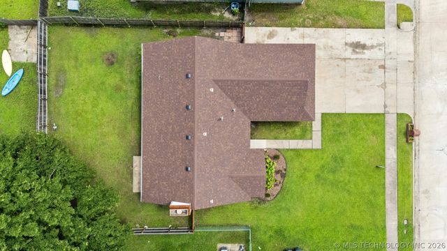 17673 S TACOMA Street, Mounds, OK 74047
