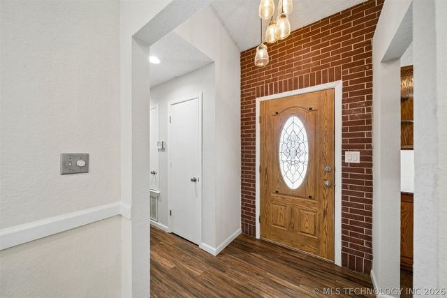 17673 S TACOMA Street, Mounds, OK 74047