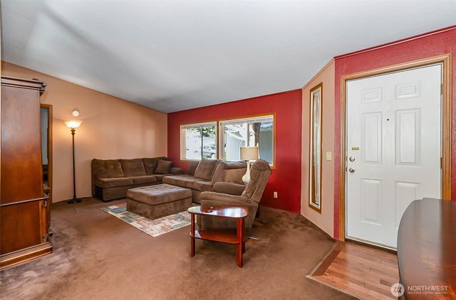 415 Lakeview Road #K4, Lynnwood, WA 98087