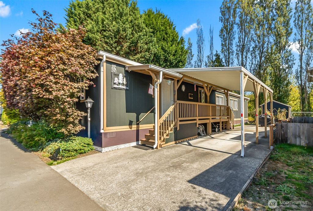 415 Lakeview Road #K4, Lynnwood, WA 98087