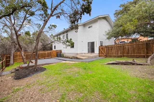 2106 Homedale DR, Austin, TX 78704