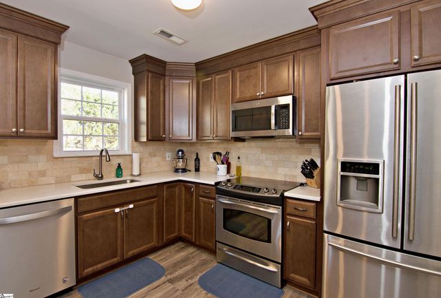 332 Bowlan Road, Belton, SC 29627