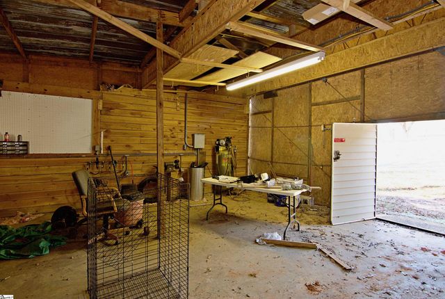 332 Bowlan Road, Belton, SC 29627