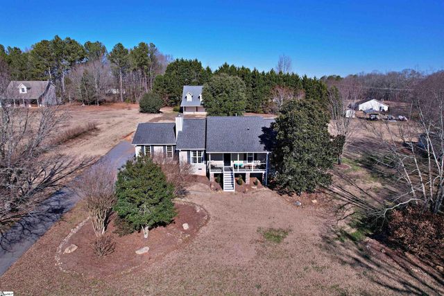 332 Bowlan Road, Belton, SC 29627