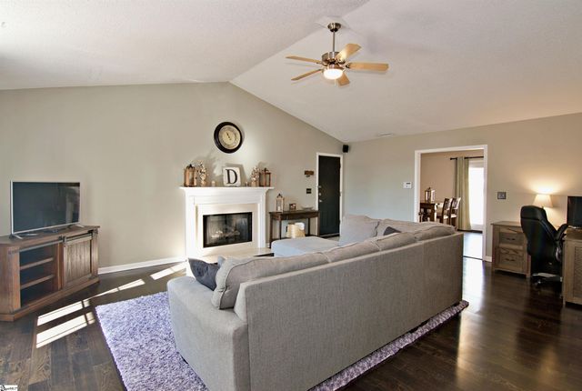 332 Bowlan Road, Belton, SC 29627