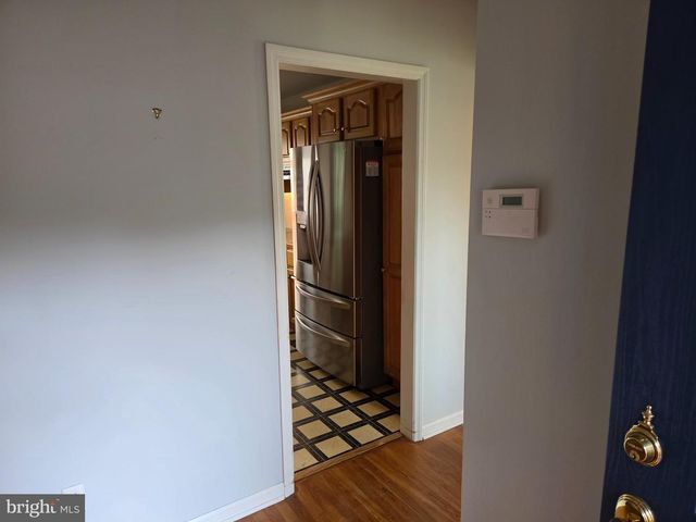 6 WINDFLOWER DR, Newark, DE 19711