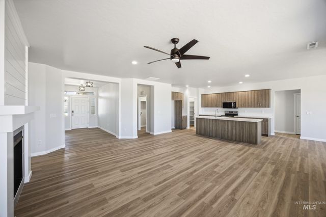 16944 Churn Ave, Caldwell, ID 83607