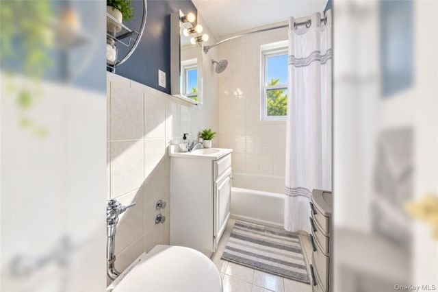 300 N Broadway 4M, Yonkers, NY 10701