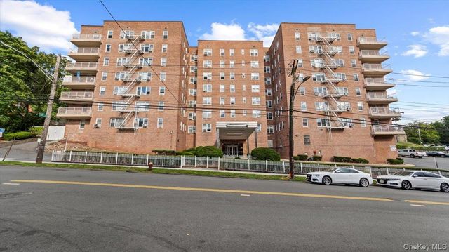 300 N Broadway 4M, Yonkers, NY 10701