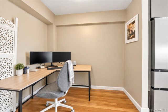 300 N Broadway 4M, Yonkers, NY 10701