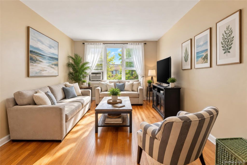 300 N Broadway 4M, Yonkers, NY 10701 — photo 3