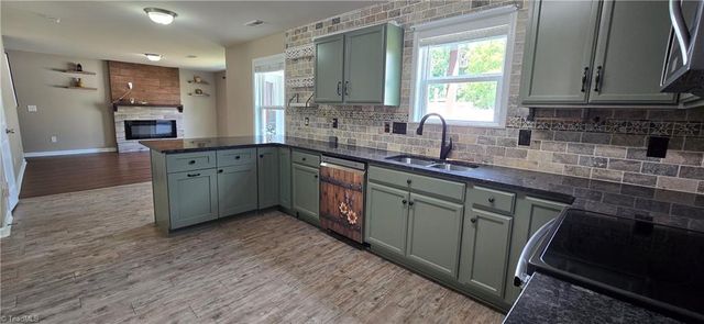 281 Oak Grove Church Road, Winston-salem, NC 27107