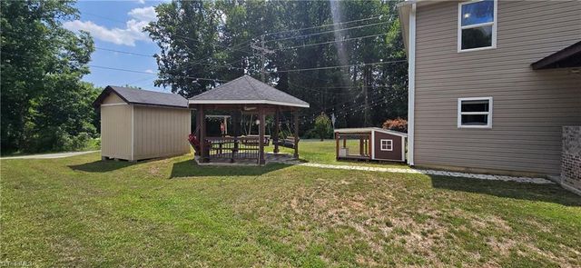 281 Oak Grove Church Road, Winston-salem, NC 27107