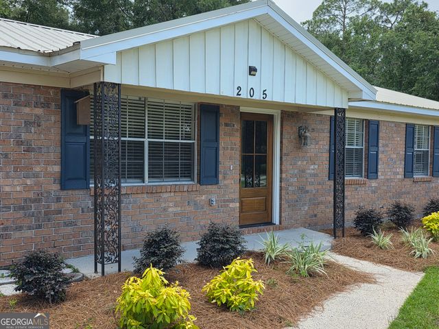 205 Whitehall Avenue, Rincon, GA 31326