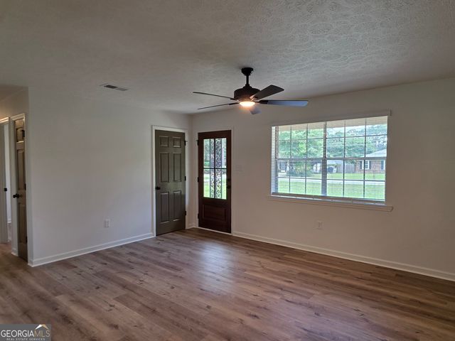 205 Whitehall Avenue, Rincon, GA 31326