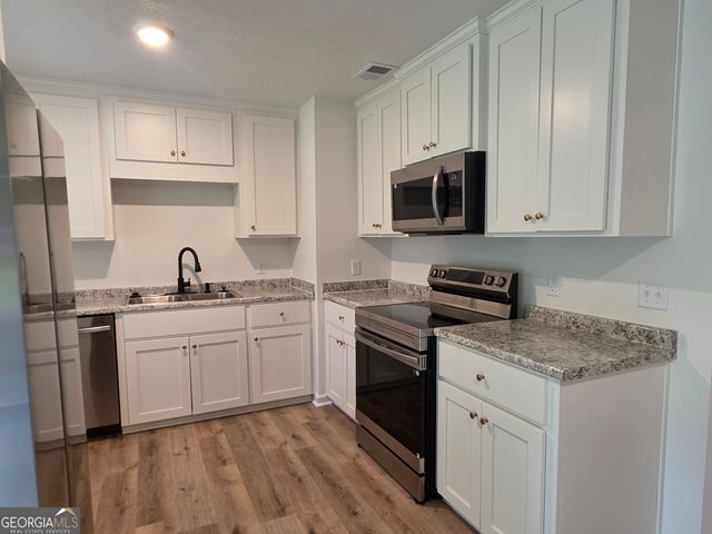 205 Whitehall Avenue, Rincon, GA 31326