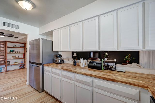 498 W GAIL Drive, Chandler, AZ 85225