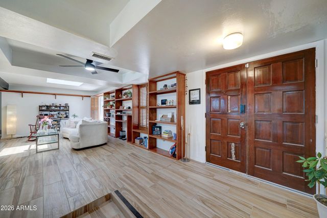 498 W GAIL Drive, Chandler, AZ 85225