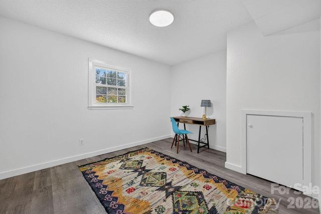 23 Clearbrook Road, Asheville, NC 28805