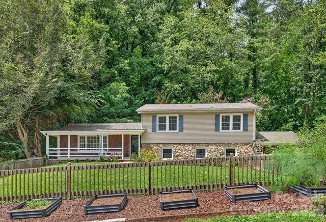 23 Clearbrook Road, Asheville, NC 28805