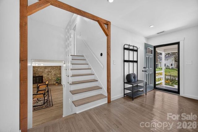 23 Clearbrook Road, Asheville, NC 28805
