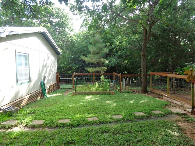 5525 Cedar Oaks Road, Grandview, TX 76050