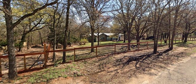 5525 Cedar Oaks Road, Grandview, TX 76050