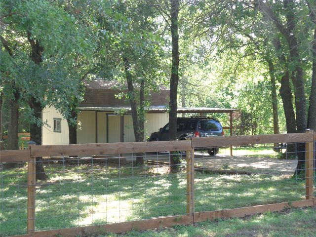 5525 Cedar Oaks Road, Grandview, TX 76050