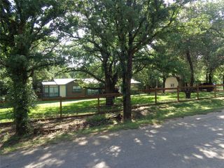 5525 Cedar Oaks Road, Grandview, TX 76050