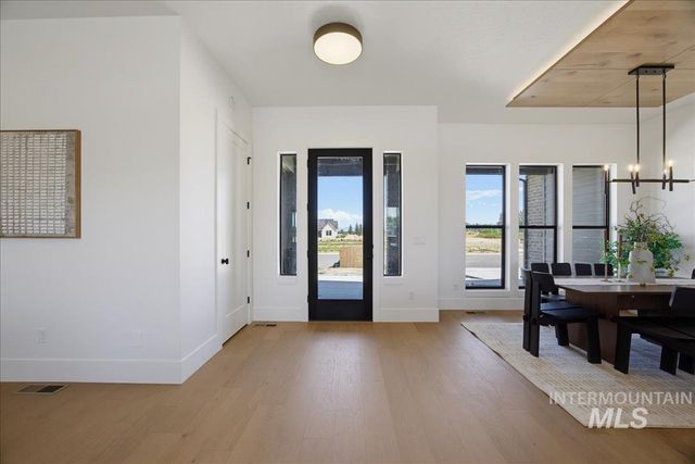 584 Founder Ave, Middleton, ID 83644