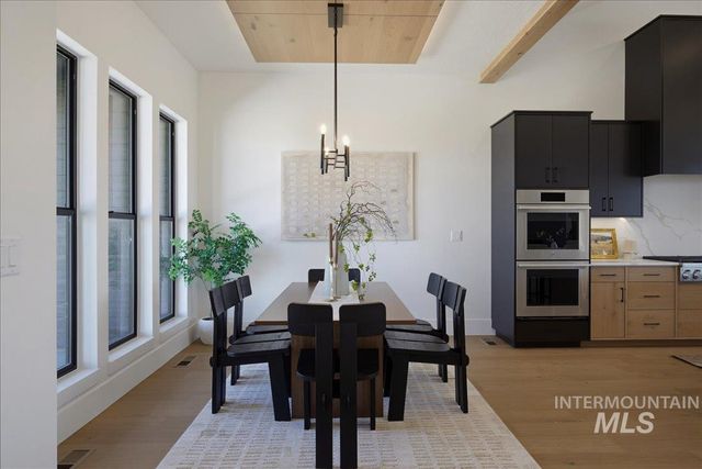 584 Founder Ave, Middleton, ID 83644
