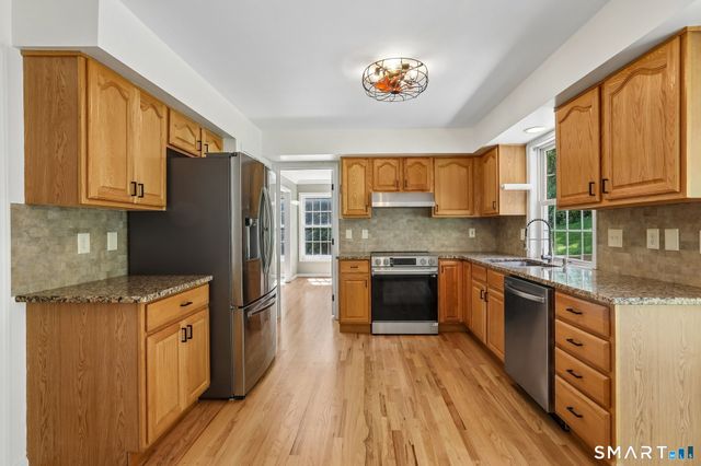 19 Candleview Drive, Sherman, CT 06784