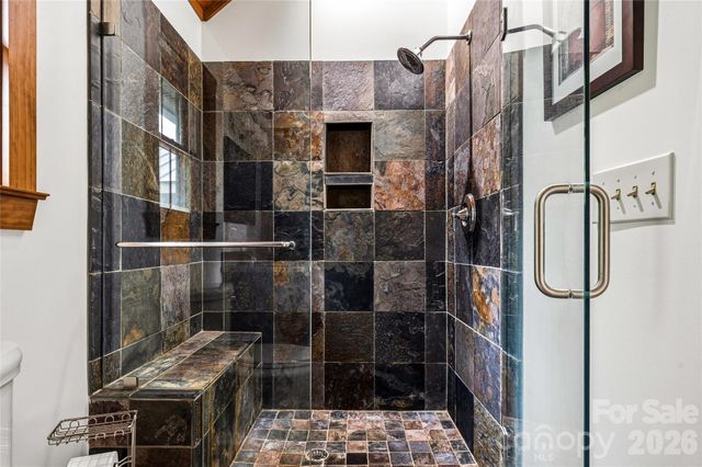 4862 Pinnacle Mountain Road, Zirconia, NC 28790