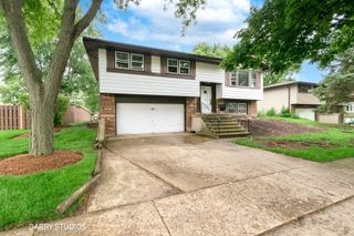 735 Cedar Lane, Bartlett, IL 60103