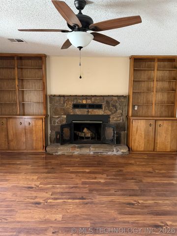 719 E Tennessee Avenue, Mcalester, OK 74501