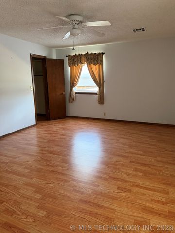 719 E Tennessee Avenue, Mcalester, OK 74501