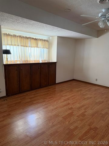 719 E Tennessee Avenue, Mcalester, OK 74501