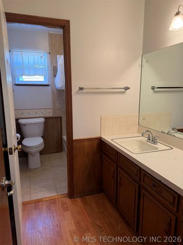 719 E Tennessee Avenue, Mcalester, OK 74501