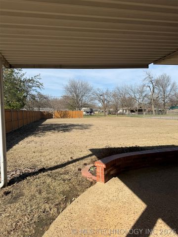 719 E Tennessee Avenue, Mcalester, OK 74501