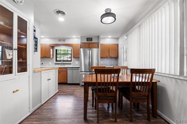 132 Barclay Road, Camillus, NY 13031